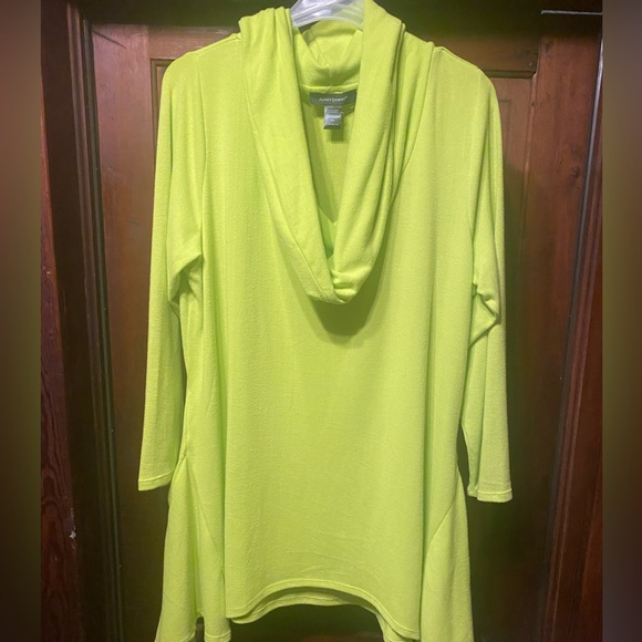 NWT Ashley Stewart Cowl neck top 22/24 - Picture 4 of 6